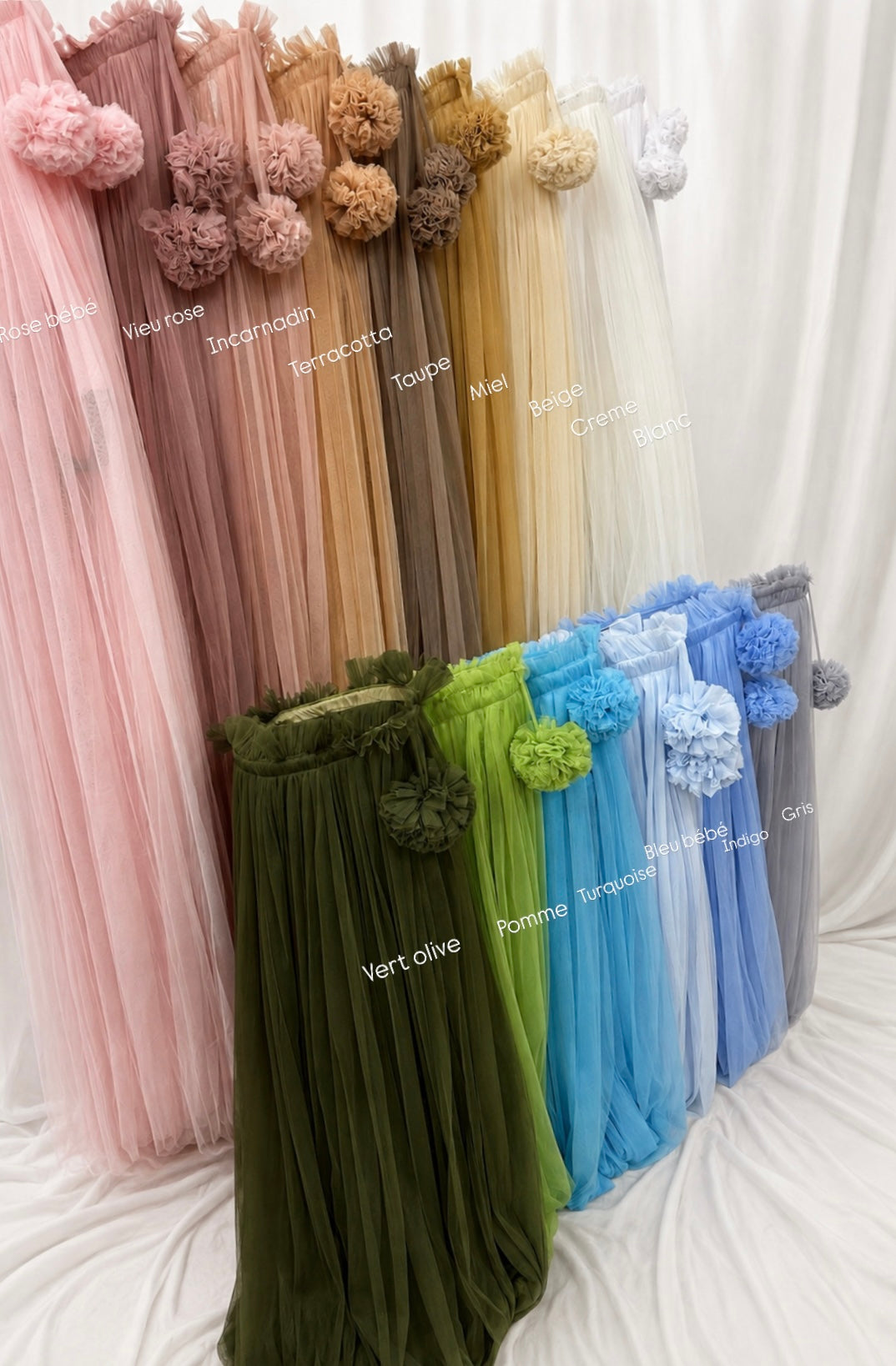 Ciel de lit bébé"Pompons"