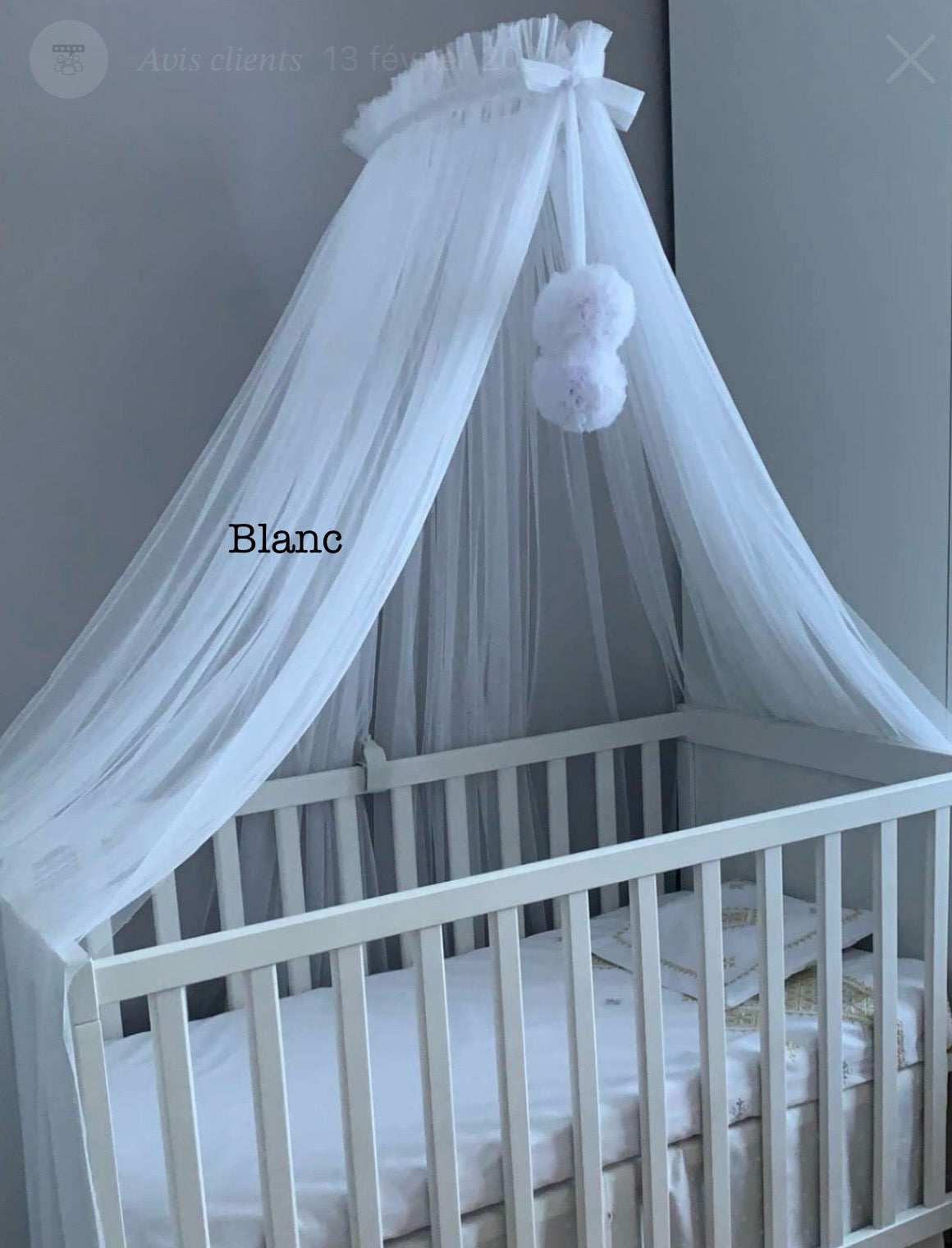 Ciel de lit bébé"Pompons"