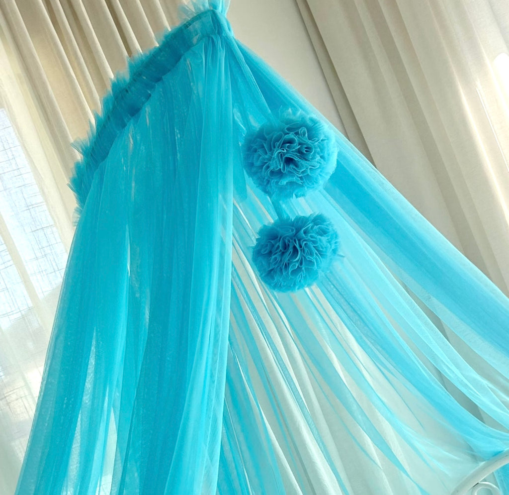Ciel de lit bébé"Pompons"