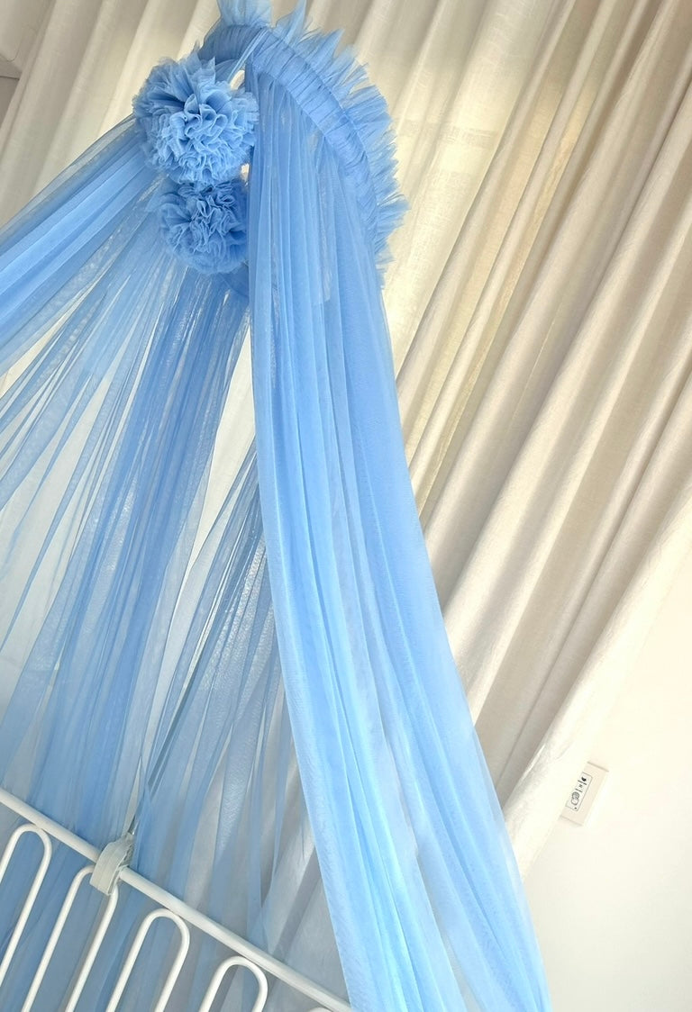 Ciel de lit bébé"Pompons"